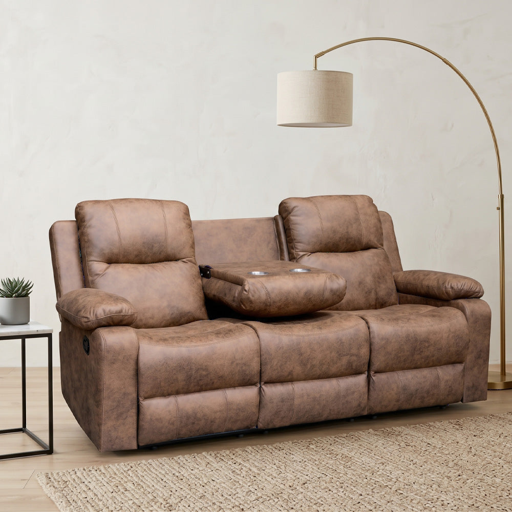 Sofá Reclinable 3 Cuerpos (3C) con Consola Central y Posavasos Tela Café. Tabuk
